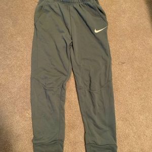 Boys Nike sweatpants